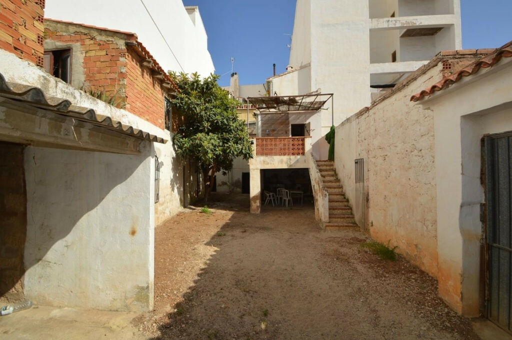 Townhouse Javea Alicante - image 2
