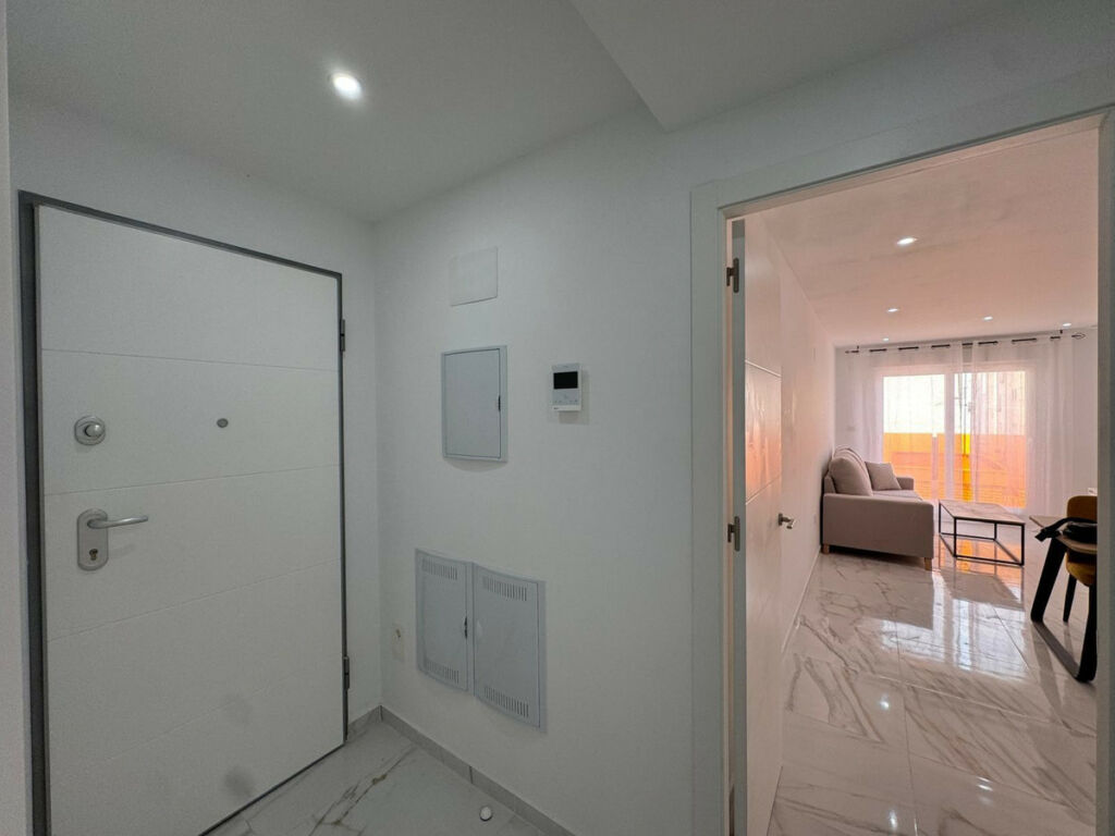 Middle Floor Apartment Torrevieja Alicante - Bild 2