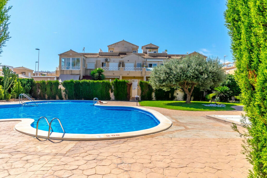 Townhouse Torrevieja Alicante - zdjęcie 2