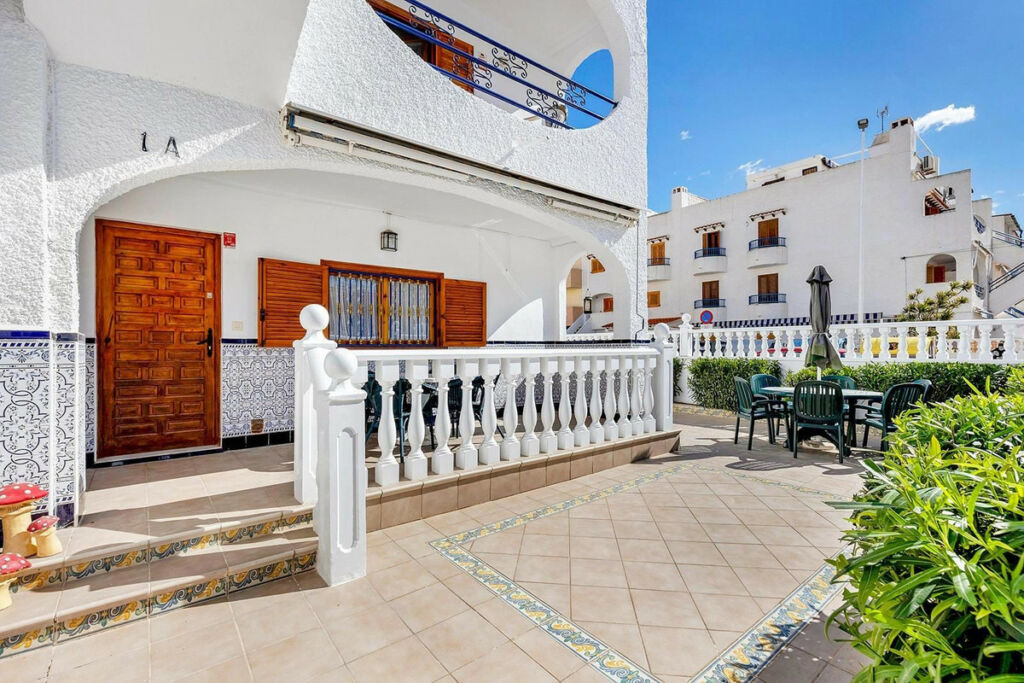 Ground Floor Apartment Torrevieja Alicante - zdjęcie 2