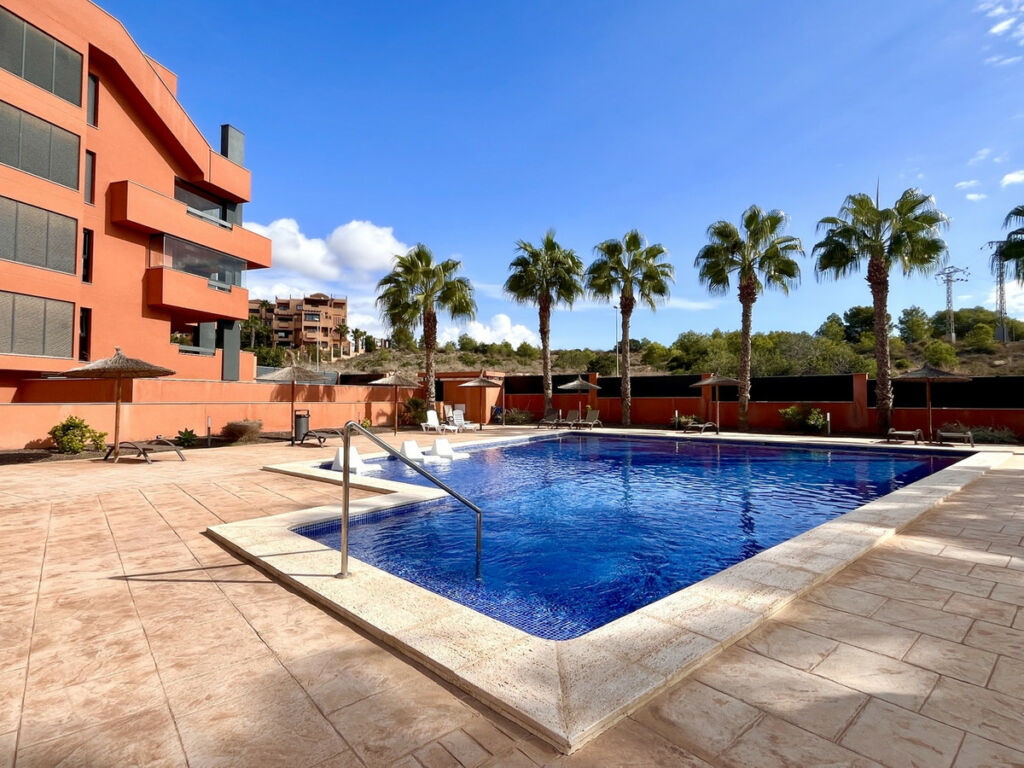 Middle Floor Apartment Villamartin Alicante - Bild 3