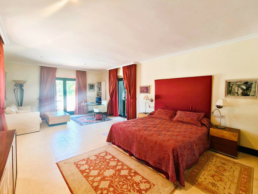 Detached Villa San Roque Club Cádiz - imagen 22
