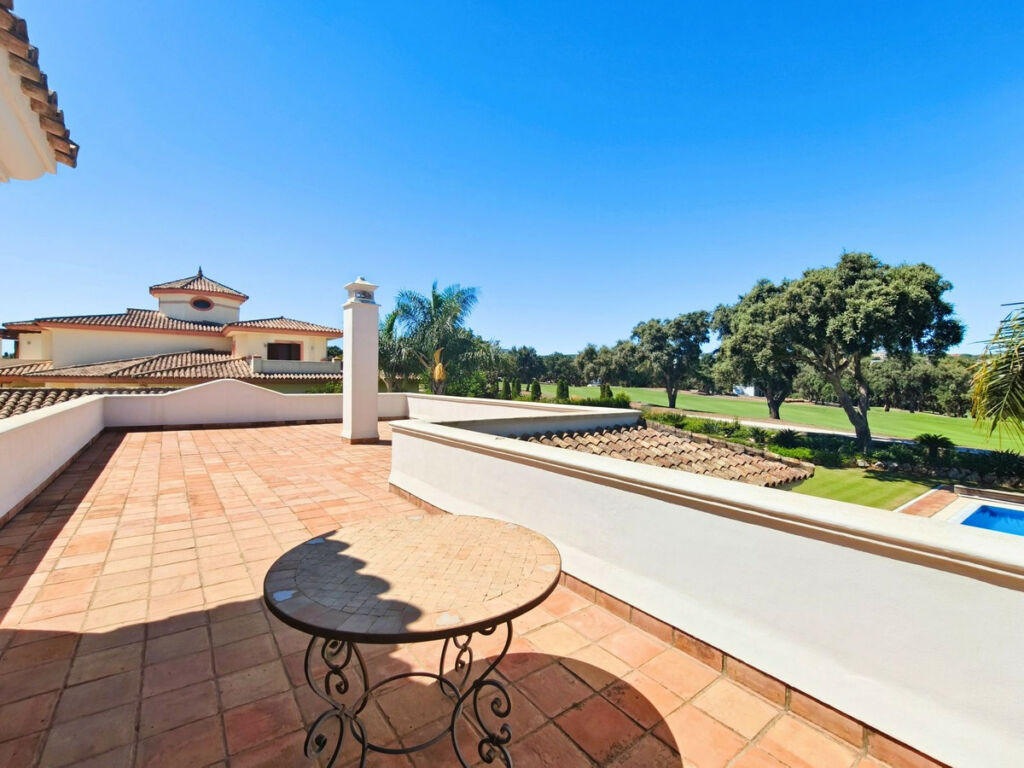Detached Villa San Roque Club Cádiz - imagen 23
