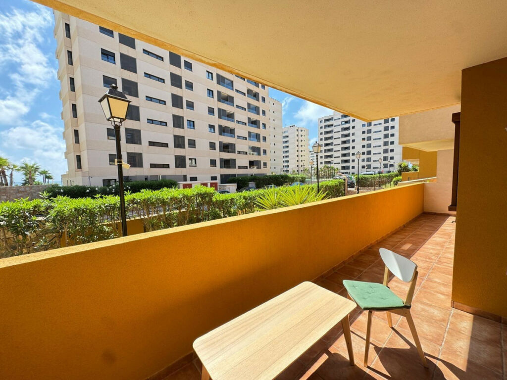 Middle Floor Apartment Torrevieja Alicante - imagen 24