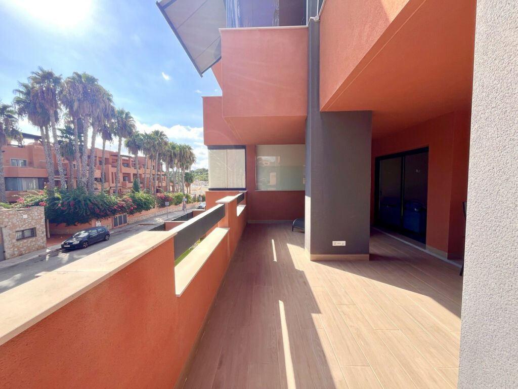 Middle Floor Apartment Villamartin Alicante - Bild 25
