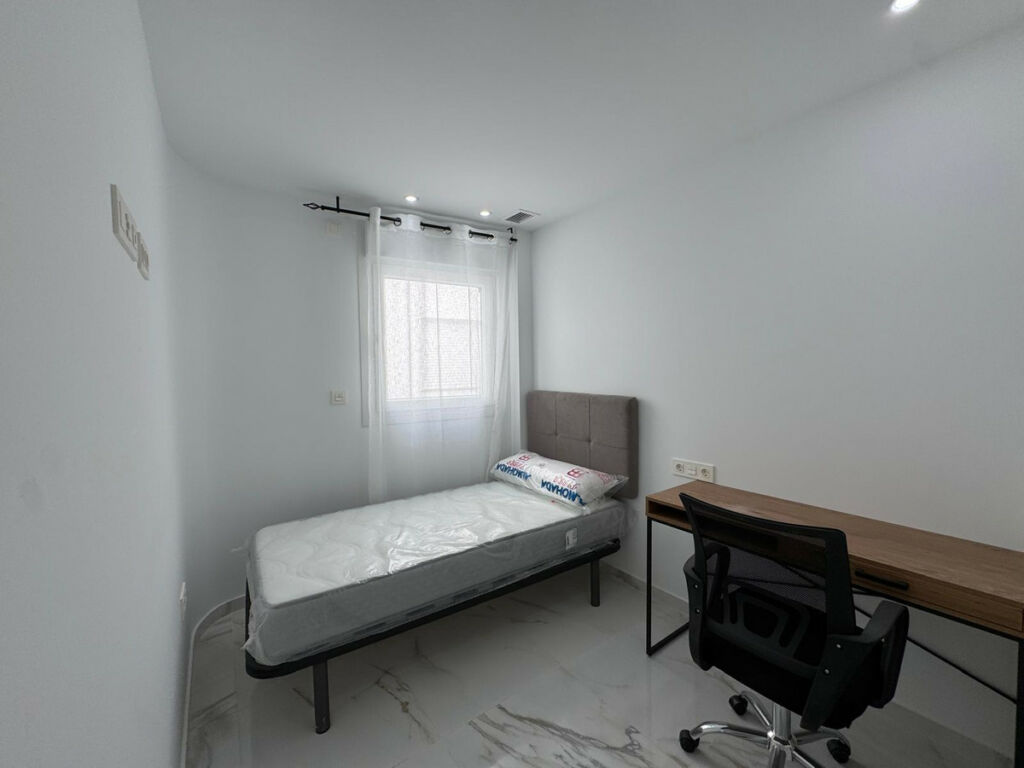 Middle Floor Apartment Torrevieja Alicante - Bild 26