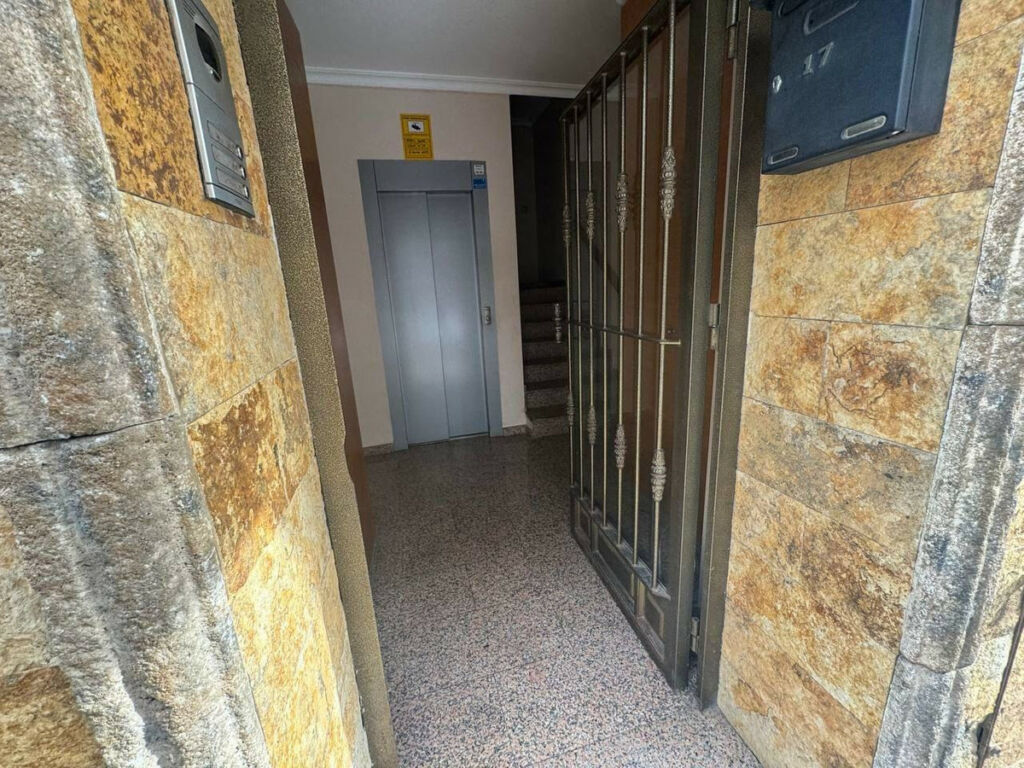 Middle Floor Apartment Torrevieja Alicante - Bild 26