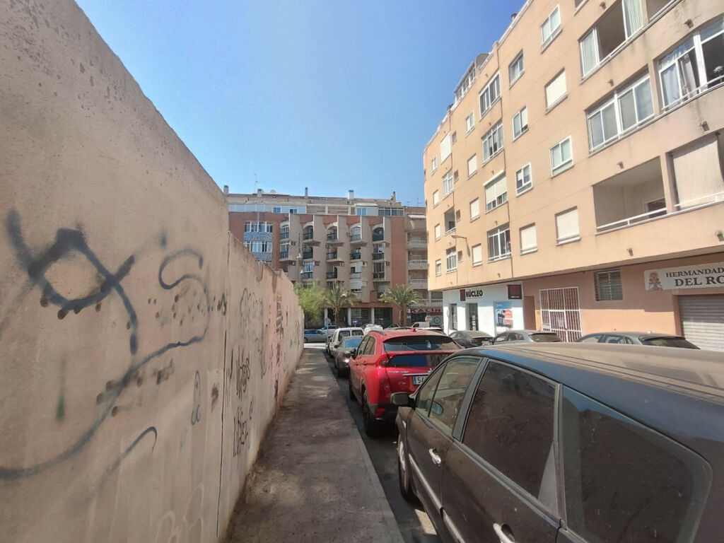 Middle Floor Apartment Torrevieja Alicante - zdjęcie 26