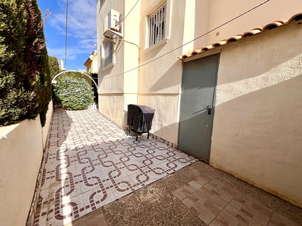Ground Floor Apartment Playa Flamenca Alicante - image 26