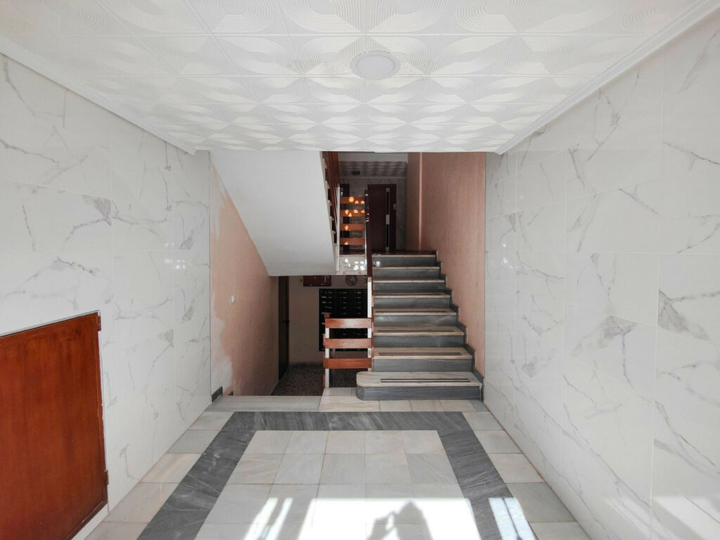 Middle Floor Apartment Punta Prima Alicante - image 27