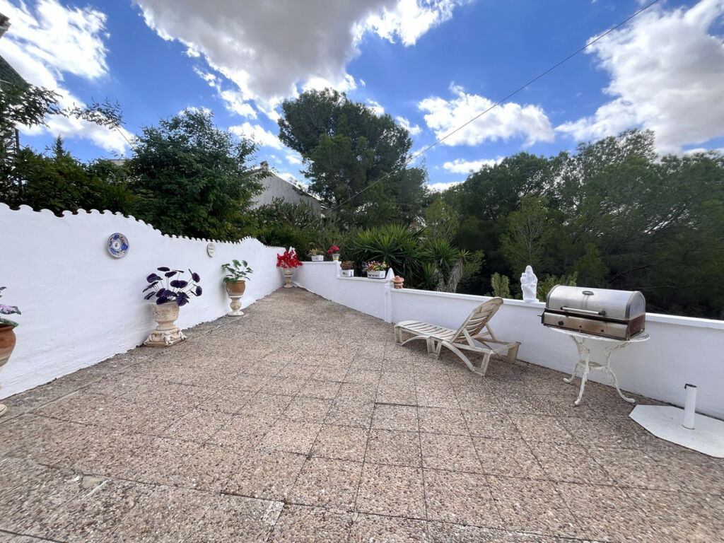 Detached Villa Pinar de Campoverde Alicante - image 28