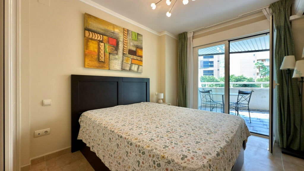 Middle Floor Apartment Villajoyosa Alicante - zdjęcie 3