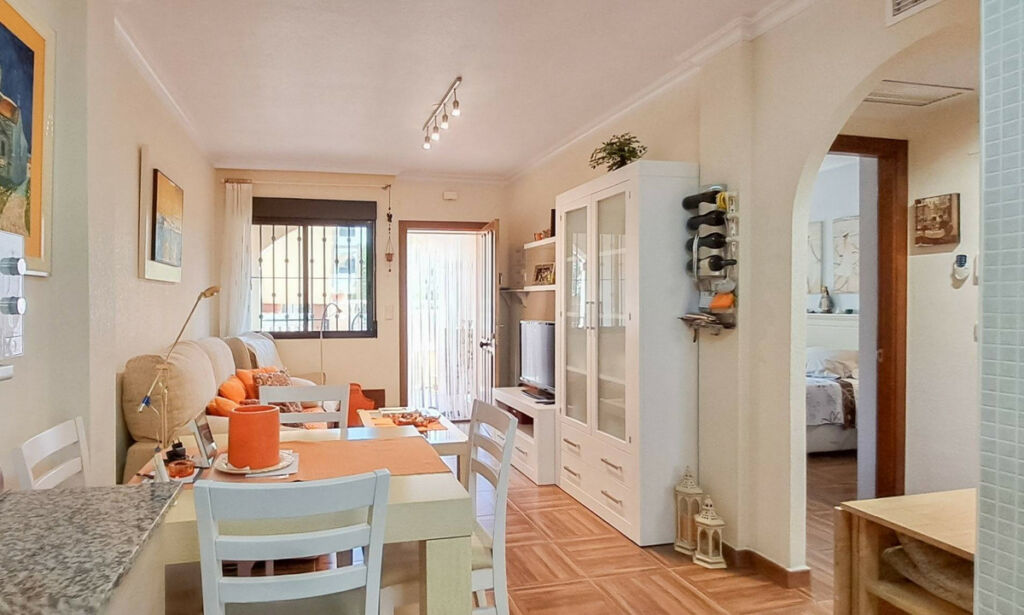 Ground Floor Apartment Torrevieja Alicante - zdjęcie 3
