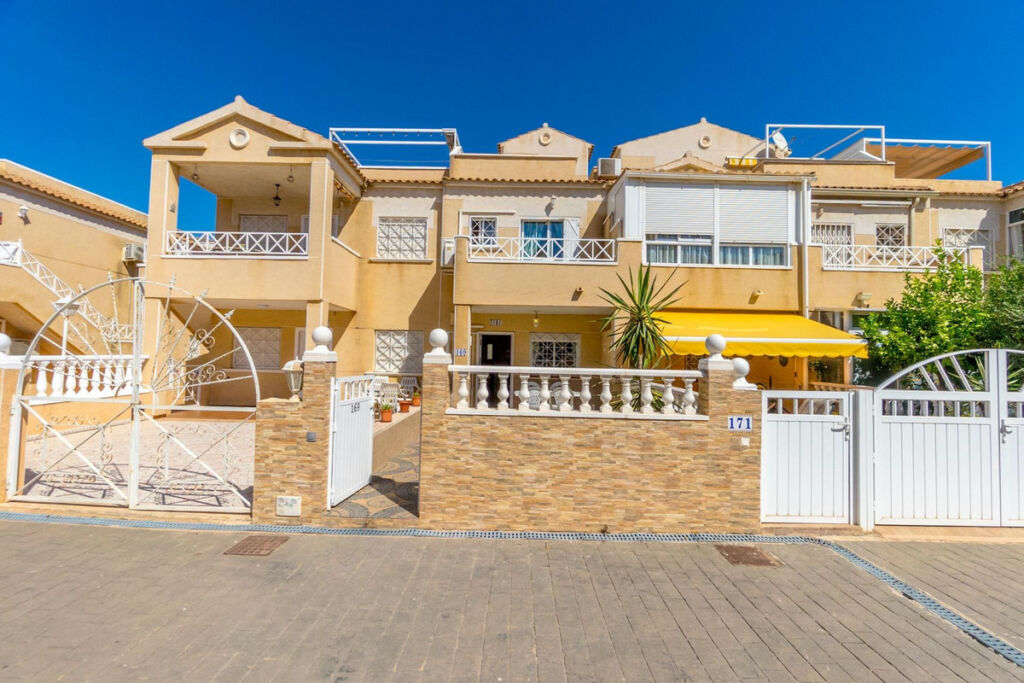 Townhouse Torrevieja Alicante - zdjęcie 3