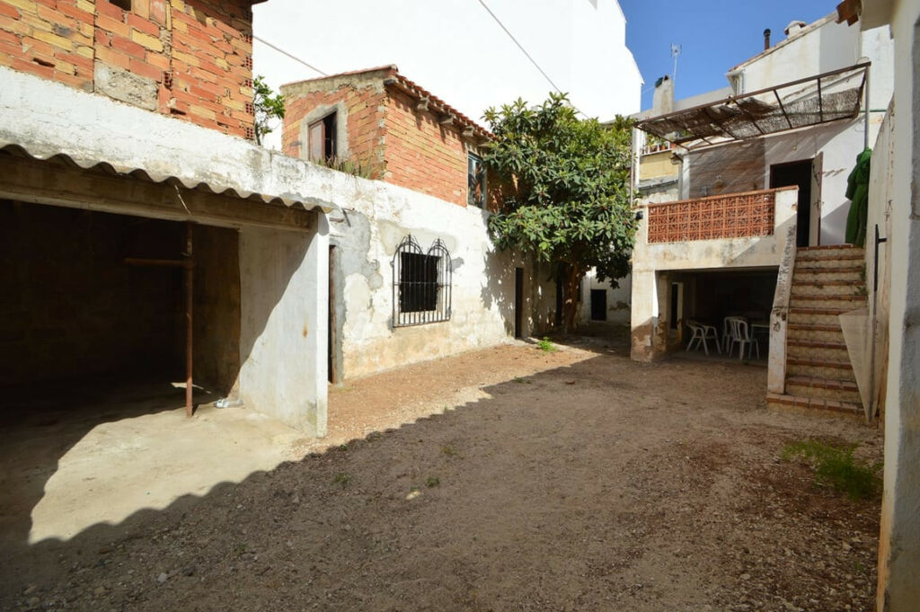 Townhouse Javea Alicante - image 3
