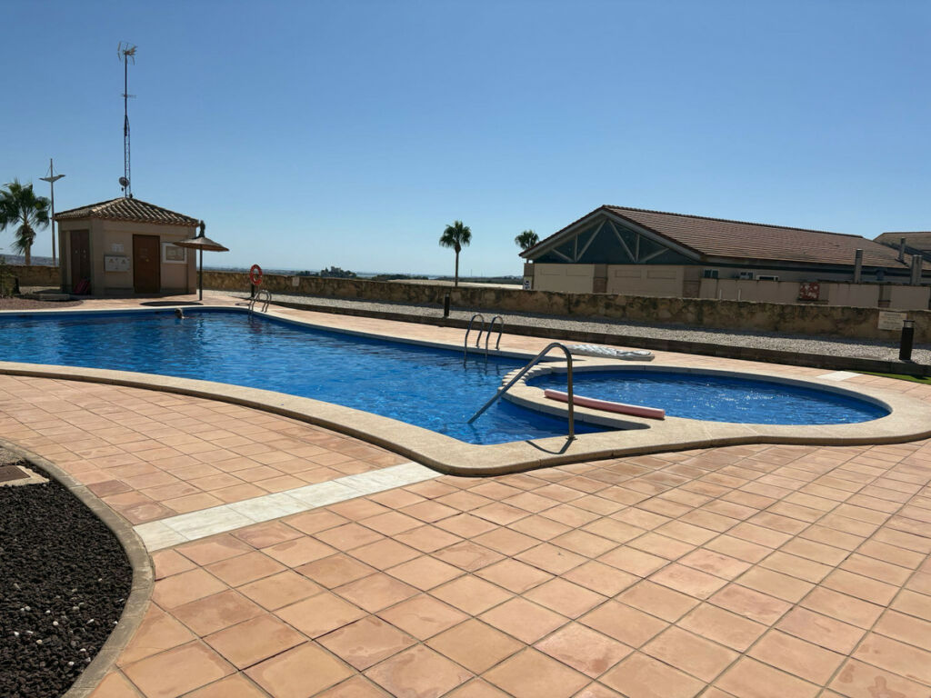 Bungalow La Finca Golf Alicante - image 3