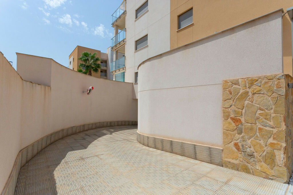 Middle Floor Apartment Villamartin Alicante - Bild 31