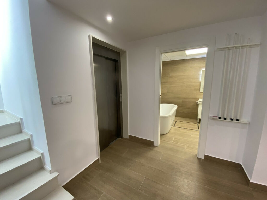 Detached Villa Dehesa de Campoamor Alicante - image 31