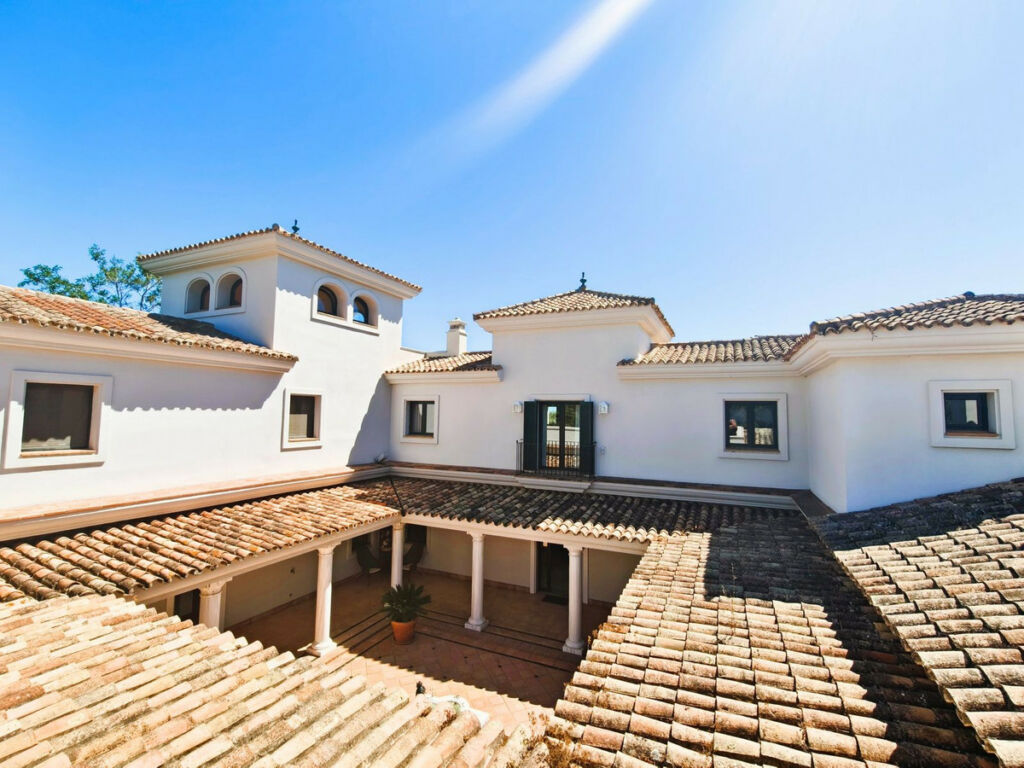 Detached Villa San Roque Club Cádiz - imagen 34