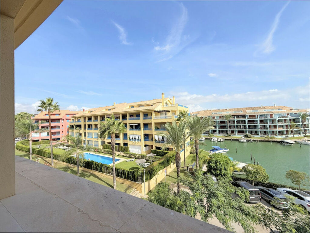 Middle Floor Apartment Sotogrande Puerto Cádiz - Bild 18