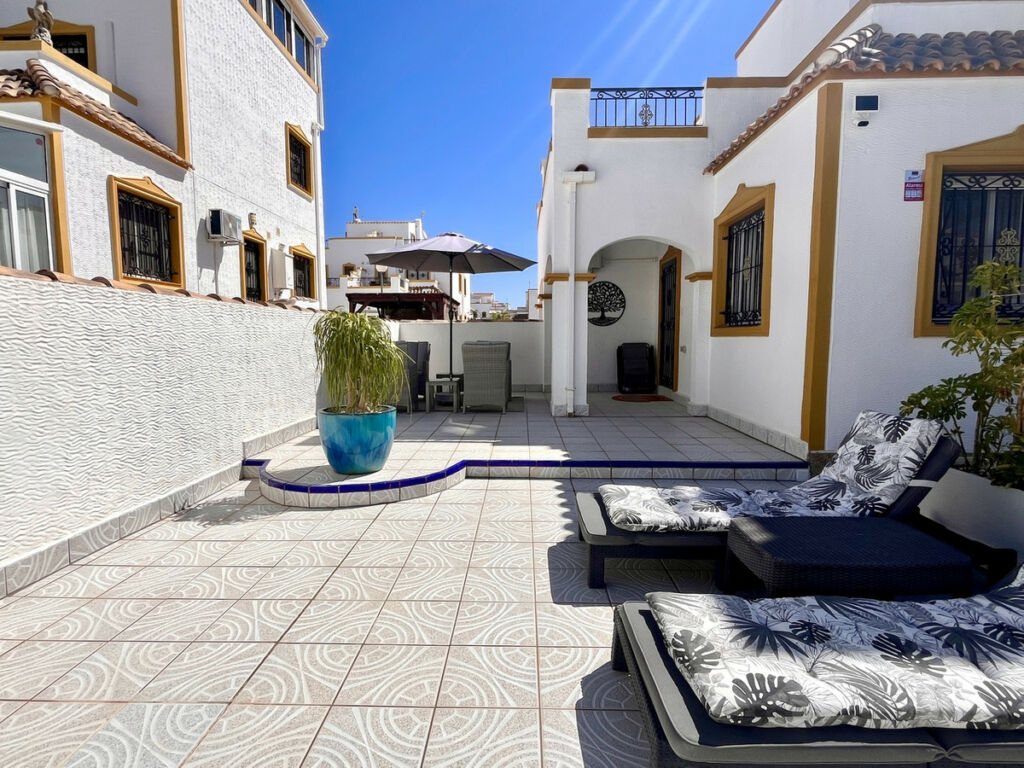 Duplex San Miguel de Salinas Alicante - image 4