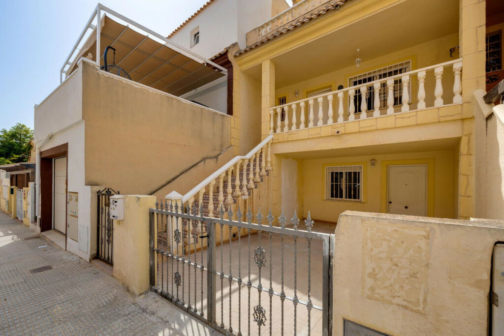 Townhouse Los Montesinos Alicante - imagen 4