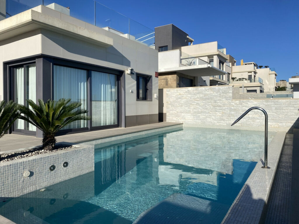 Detached Villa Villamartin Alicante - imagen 4