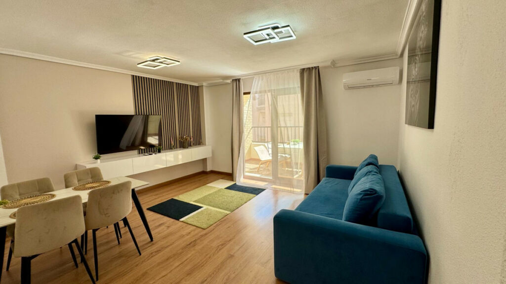 Middle Floor Apartment Torrevieja Alicante - zdjęcie 4