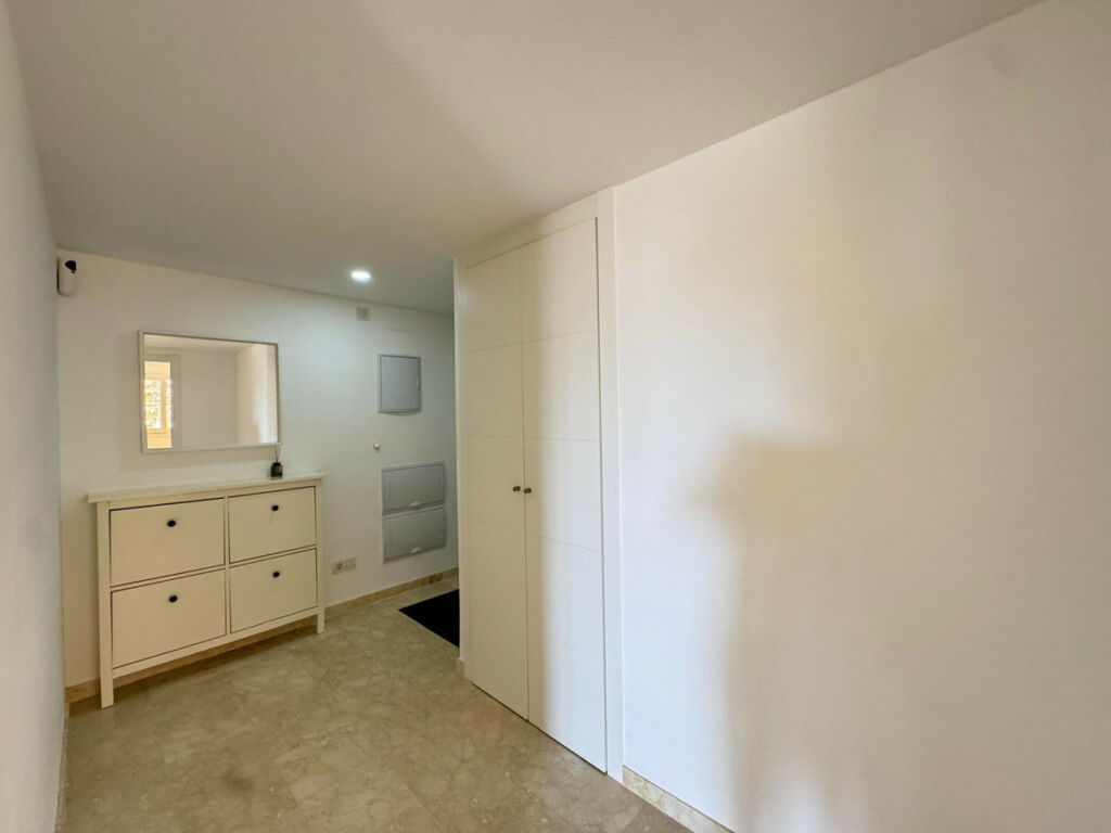 Middle Floor Apartment Torrevieja Alicante - imagen 4