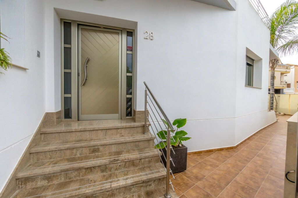 Detached Villa Rojales Alicante - zdjęcie 4