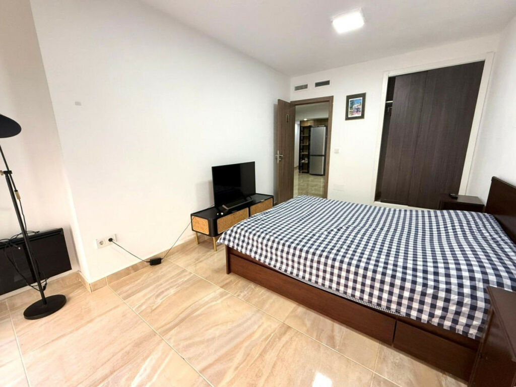 Middle Floor Apartment Torrevieja Alicante - zdjęcie 5