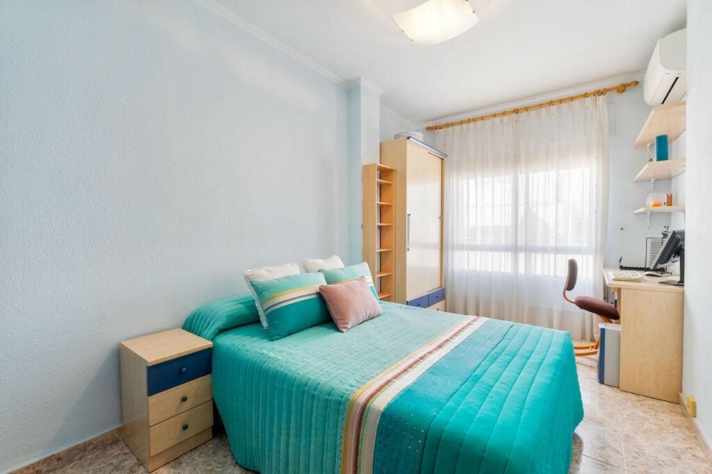 Middle Floor Apartment Torrevieja Alicante - Bild 5