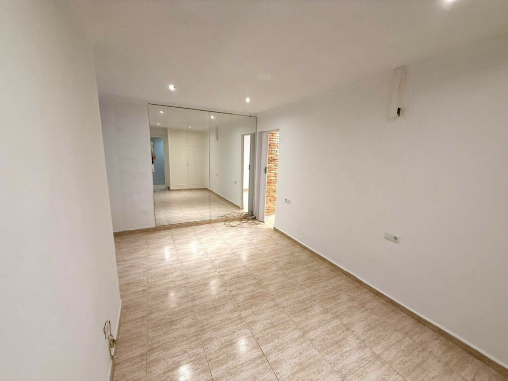 Middle Floor Apartment Torrevieja Alicante - zdjęcie 5
