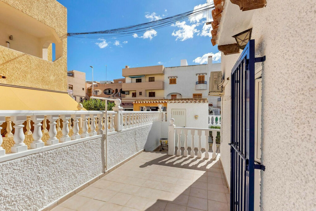 Ground Floor Apartment Torrevieja Alicante - zdjęcie 5