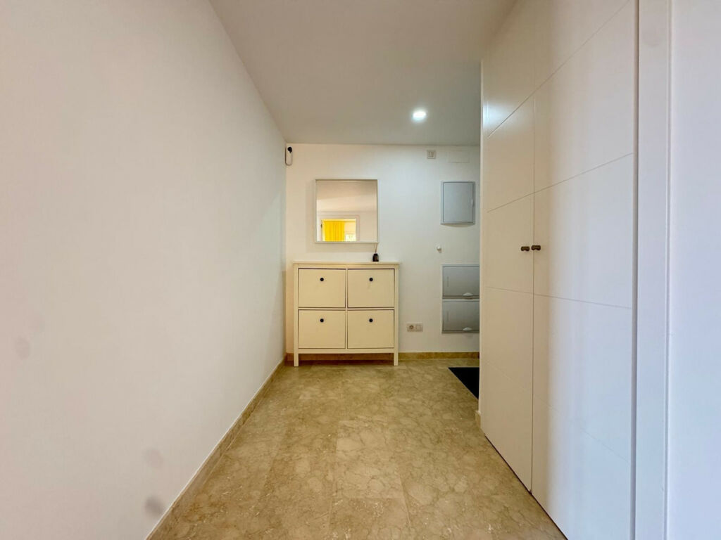 Middle Floor Apartment Torrevieja Alicante - imagen 5