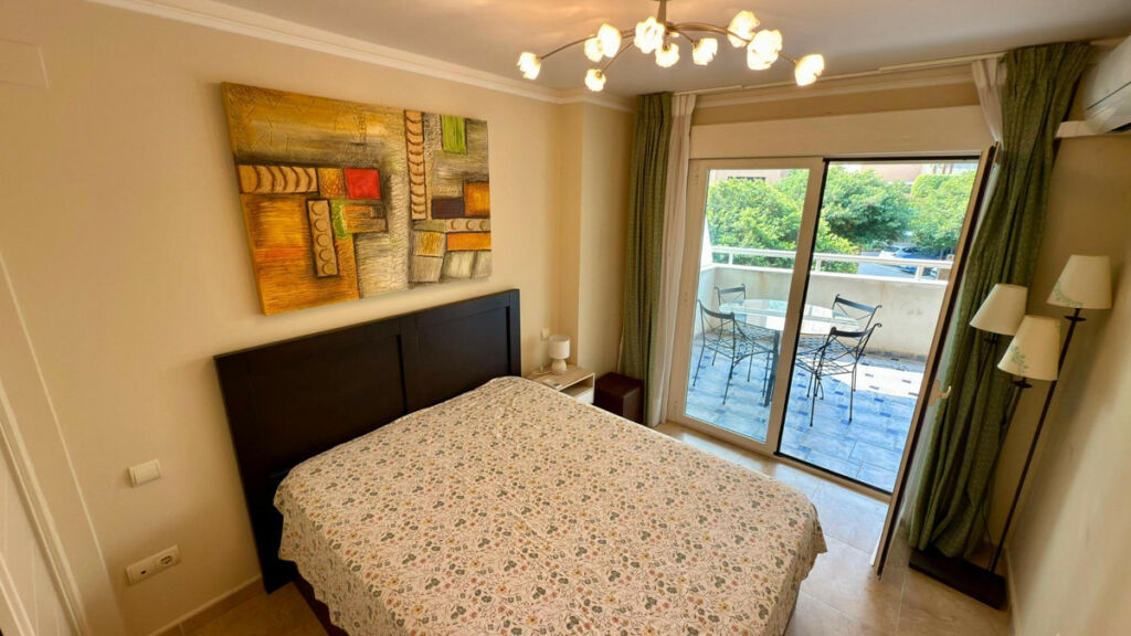Middle Floor Apartment Villajoyosa Alicante - zdjęcie 5