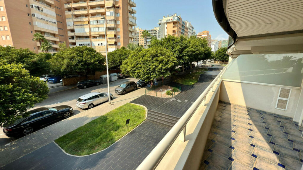 Middle Floor Apartment Villajoyosa Alicante - zdjęcie 6