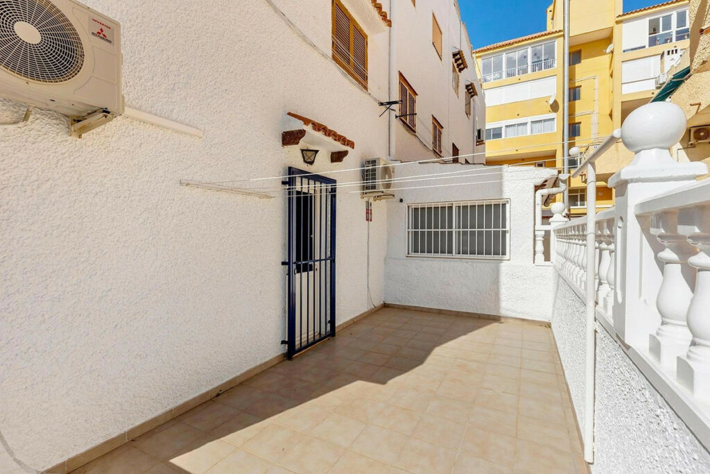 Ground Floor Apartment Torrevieja Alicante - zdjęcie 6