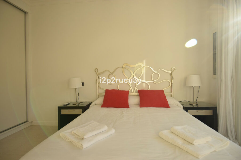 Ground Floor Apartment La Fustera Alicante - image 7