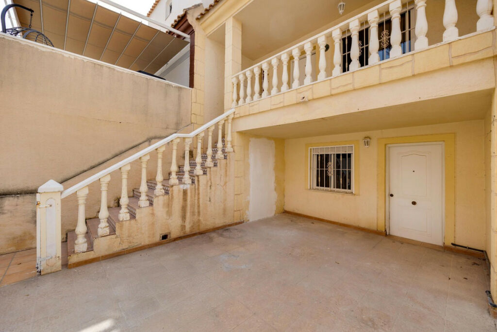 Townhouse Los Montesinos Alicante - imagen 7