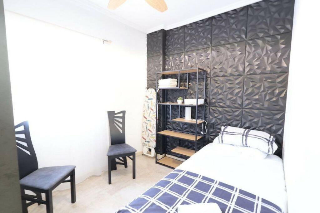 Ground Floor Apartment Torrevieja Alicante - image 8