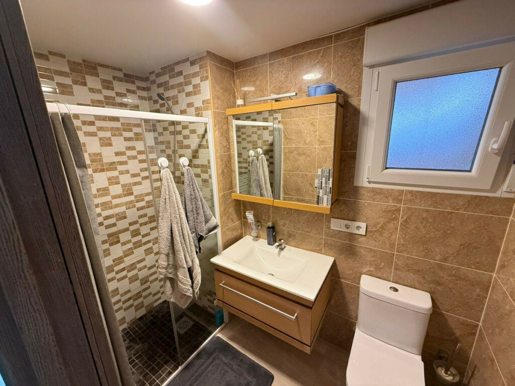 Middle Floor Apartment Torrevieja Alicante - zdjęcie 9