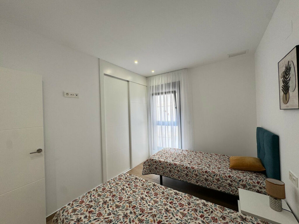 Middle Floor Apartment Torrevieja Alicante - Bild 10