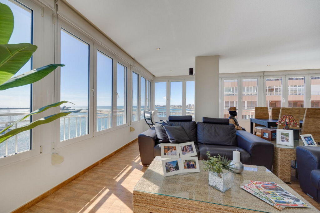 Middle Floor Apartment Torrevieja Alicante - zdjęcie 10