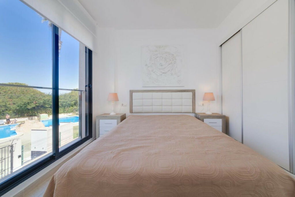 Middle Floor Apartment Torrevieja Alicante - imagen 10
