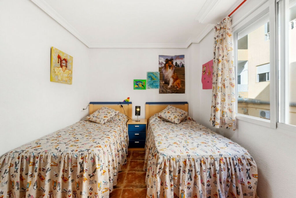 Middle Floor Apartment La Mata Alicante - zdjęcie 11