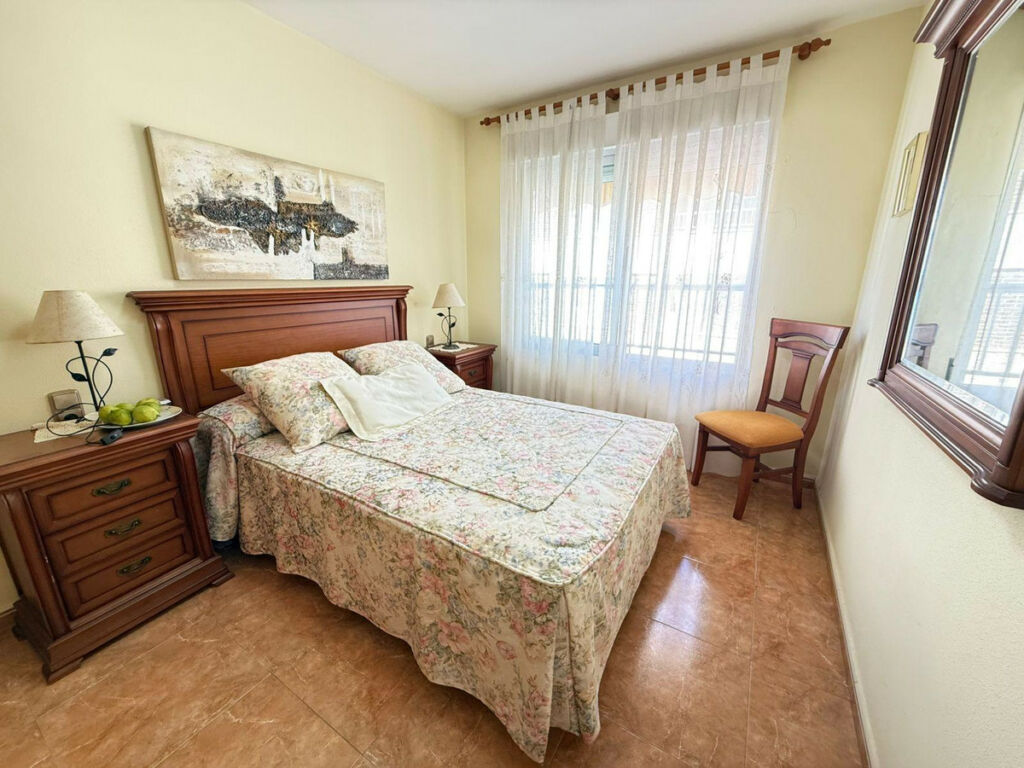 Middle Floor Apartment Playa Del Cura Alicante - Bild 11