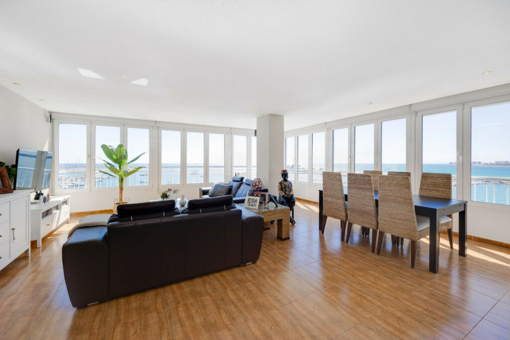 Middle Floor Apartment Torrevieja Alicante - zdjęcie 11
