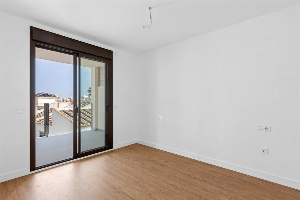 Middle Floor Apartment Villamartin Alicante - zdjęcie 12