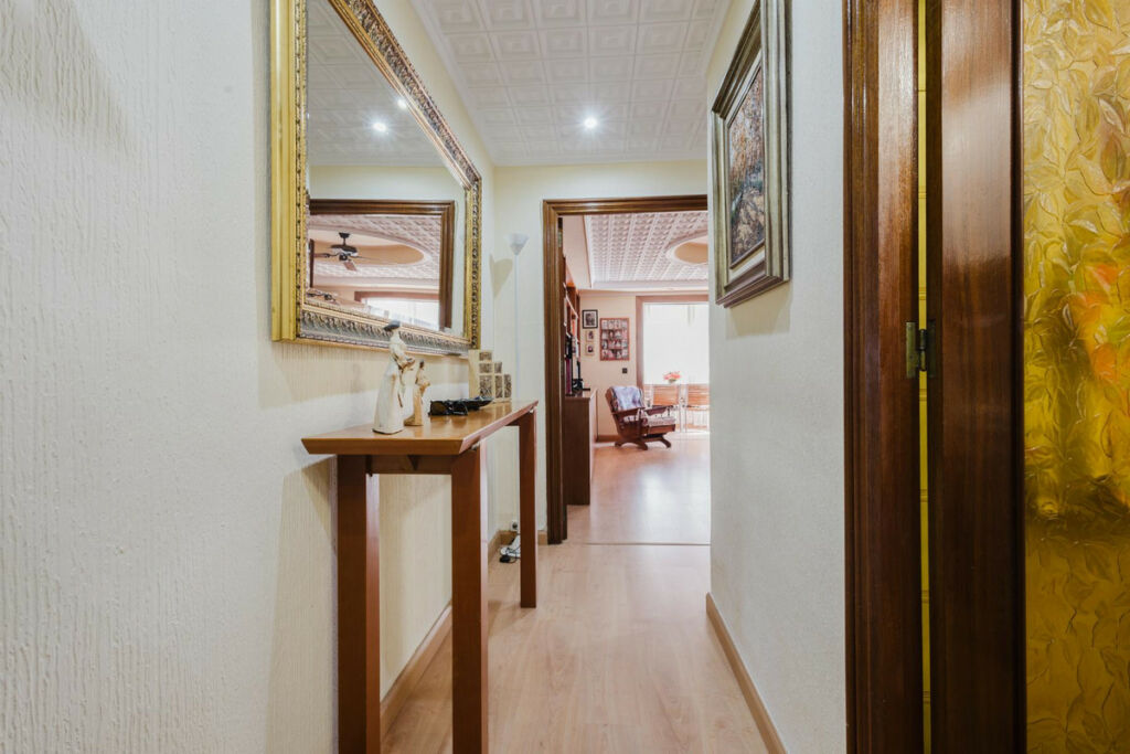 Middle Floor Apartment Torrevieja Alicante - zdjęcie 12
